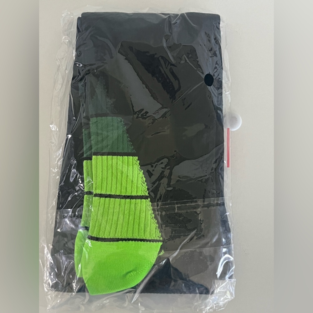 Compression socks - Picture 5 of 8